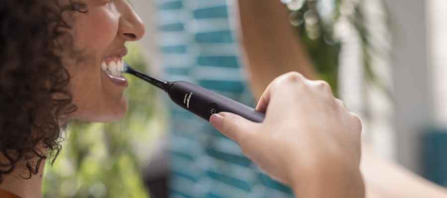 La salud bucal de una persona est&aacute; conectada con su bienestar general y la calidad de vida.