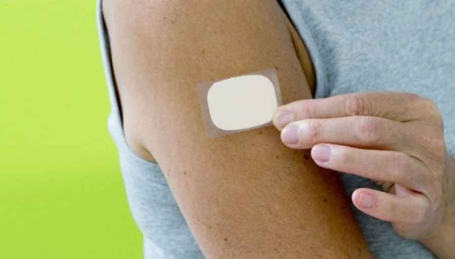 Un parche que proporciona informaci&oacute;n en tiempo real sobre el pH, la tasa de sudoraci&oacute;n y los niveles de cloruro, glucosa y lactato del portador (J. Rogers, Northwestern University v&iacute;a The New York Times)