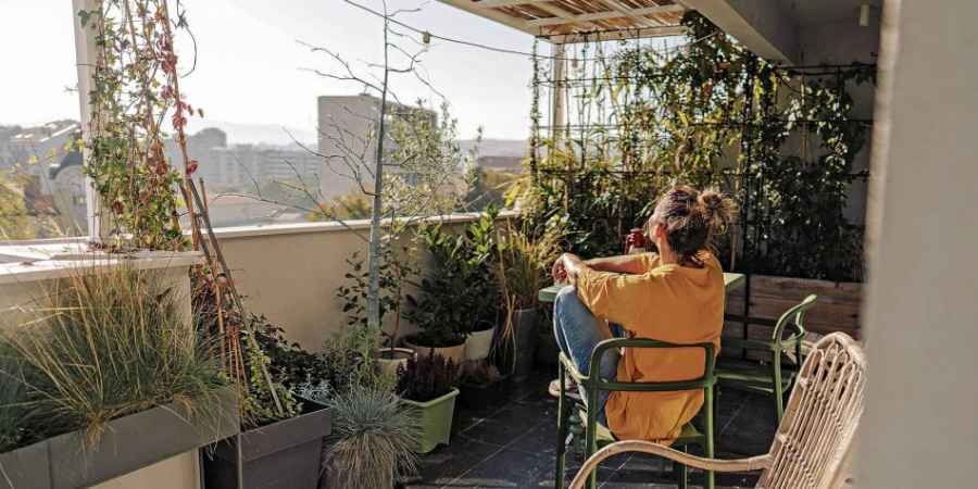 La exposici&oacute;n solar directa en rostro y antebrazos es vital para garantizar la producci&oacute;n de vitamina D en el cuerpo.